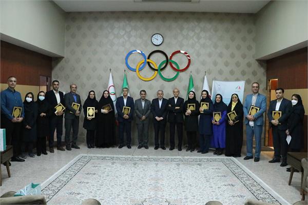 با حضور دکتر صالحی امیری برگزار شد؛ اعطای دیپلم پایان هفتمین دوره پیشرفته مدیریت ورزشی"المپیک سولیداریتی"