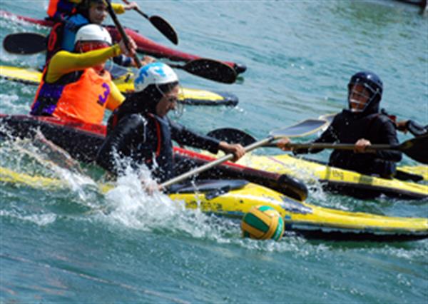 به منظور برپایی هفتمین مرحله اردوی آمادگی؛دریاچه آزادی میزبان تیم های بزرگسالان و جوانان کانوپولوی بانوان خواهد بود