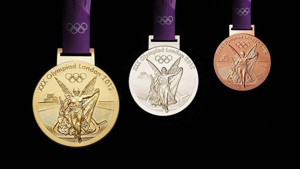 المپیک توکیو 2020؛  مدال طلا و نقره نصیر شلال و کیانوش رستمی تحویل دکتر سجادی داده شد
