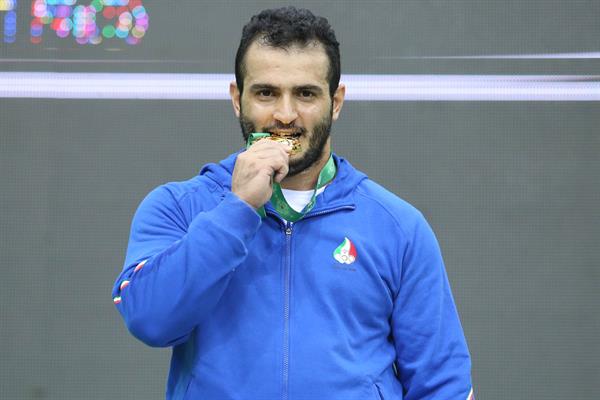 بازیهای داخل سالن آسیا - ترکمنستان؛مدال نقره هاشمی در دسته 105 کیلوگرم وزنه برداری