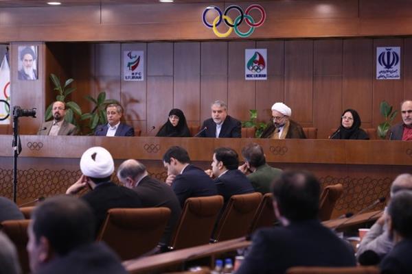 در حاشیه سومین همایش کمیسیون فرهنگی؛صالحی امیری: باید روح اخلاق در ورزش دمیده شود