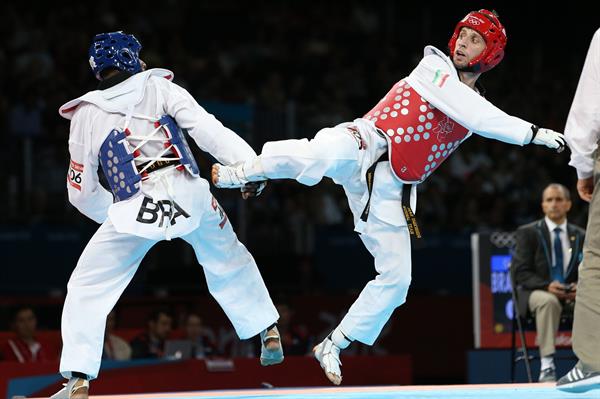 Iranian male teenage taekwondoka bags gold medal in WTF World Champs