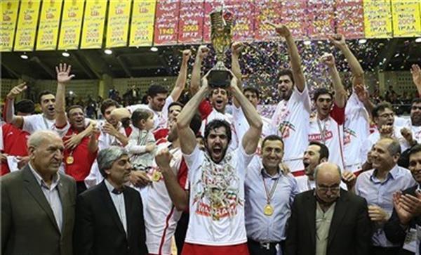 با حضور وزیر ورزش و جوانان و رئیس کمیته ملی المپیک ، مهرامی ها جام قهرمانی را بالای سر بردند