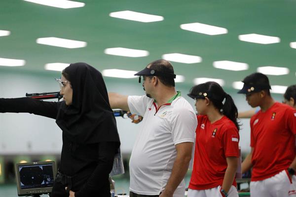 هجدهمین دوره بازیهای اسیایی - جاکارتا ؛تیم دو نفره تپانچه بادی ۱۰ متر ایران به فینال نرسید
