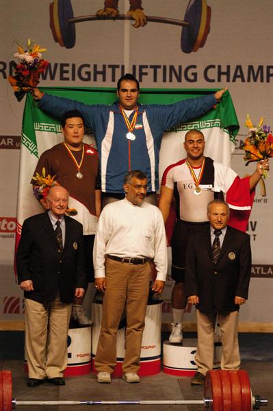 /رقابتهای وزنه برداری قهرمانی جوانان جهان – رومانی/ بهداد سلیمی با کسب 3 مدال طلا قهرمان جهان شد/ سیفی در جایگاه هفتم جهان قرار گرفت