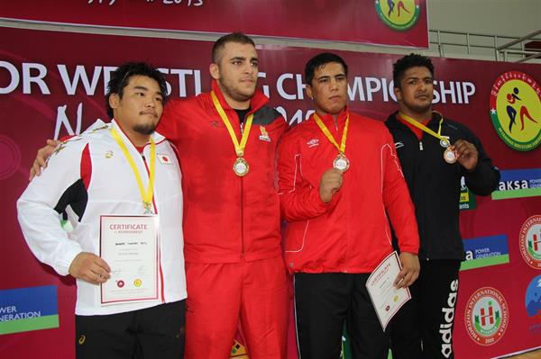 روز نخست رقابت های کشتی آزاد قهرمانی جوانان آسیا- میانمار؛طاهری به مدال طلا دست یافت