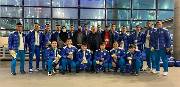 با ورود تیم ملی هندبال جوانان ازبکستان به ایران؛تورنمنت بین المللی چند جانبه یزد از فردا آغاز می شود