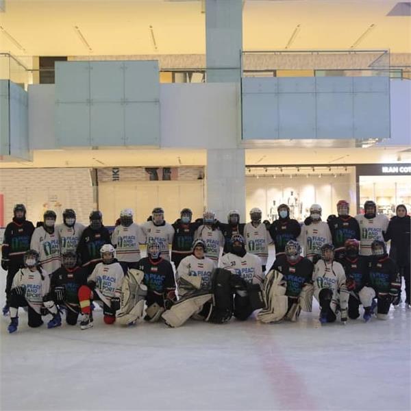 کمپ تمرینی،آموزشی هاکی روی یخ ویژه جوانان دختر و پسر