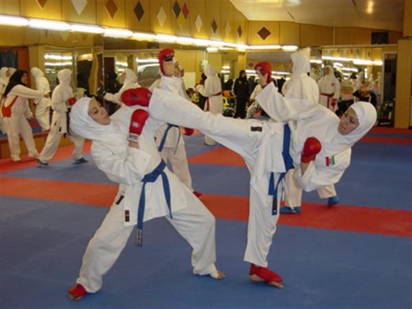 بانوان کاراته کا ناشنوا آماده رقابت های المپیک تابستانی می شوند؛تیم ملی کاراته بانوان ناشنوا ایران تست آمادگی جسمانی دادند