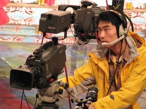شانزدهمین دوره بازیهای آسیایی- گوانگژو 2010؛برگزاری جلسه  کمیته برگزاری بازیها  با 100نماینده از تولید کنندگان برنامه های تلویزیونی