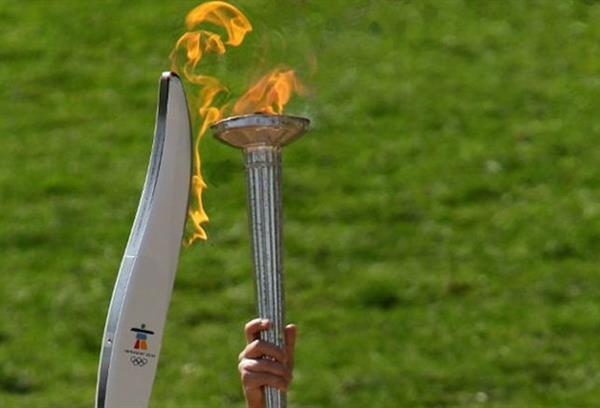 مشعل المپیک 2012 لندن به غرب یونان رسید