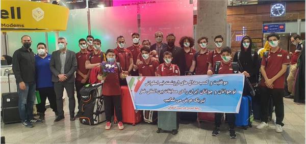 ملی پوشان اسکواش ایران با دست پر از قطر بازگشتند