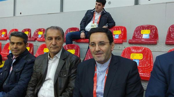 چهارمین دوره بازیهای همبستگی کشورهای اسلامی؛سفیر ایران در باکو :ورزشکاران در کنسولگری  رای خود را به صندوق می اندازند