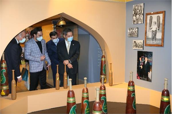 بازدید سفیر ژاپن از موزه ملی ورزش المپیک و پارالمپیک