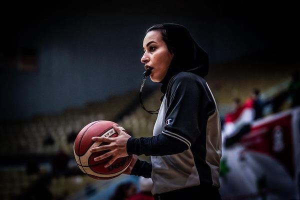 قضاوت بانوی ایرانی در مسابقات بسکتبال زیر 16 سال دختران غرب آسیا