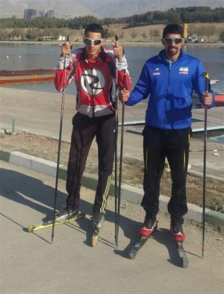 یک ورزشکار و یک مربی اسکی صحرانوردی به اردوی آماده‌سازی نروژ می‌روند