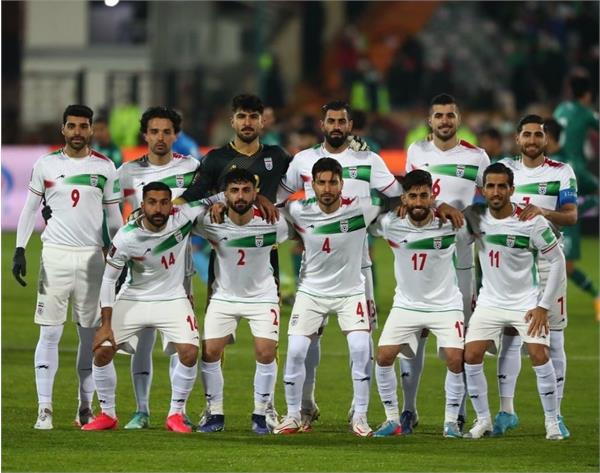 حضور معاون اول رئیس جمهور، سجادی و صالحی امیری در میان تماشاگران:تیم ملی فوتبال ایران با شکست عراق مقتدرانه به جام جهانی صعود کرد