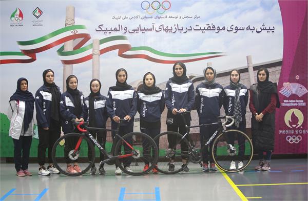 اولین مدال تاریخ تایم تریل تیمی قهرمانی آسیا بر گردن شیر دختران دوچرخه سواری ایران