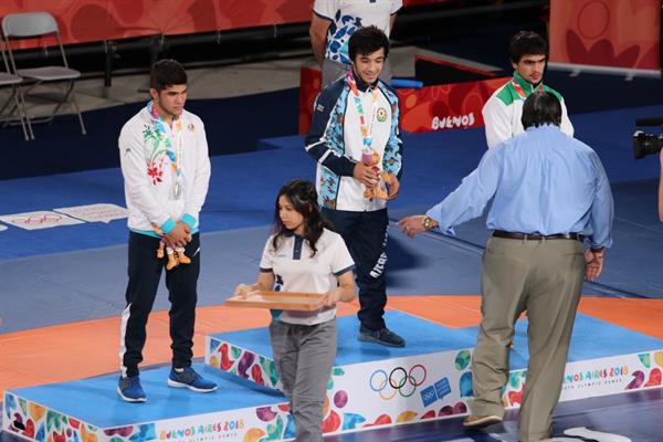 سومین دوره بازیهای المپیک جوانان_بوینس آیرس؛محمد کریمی به مدال نقره بسنده کرد