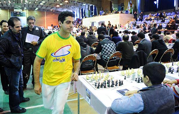 رویارویی استاد بزرگ شطرنج ایران با استاد بزرگ شطرنج انگلیس
