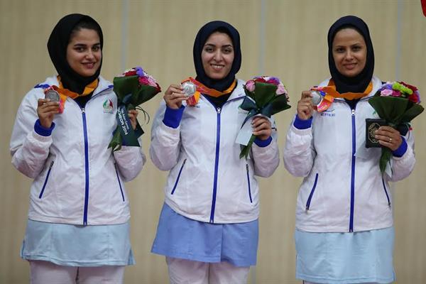 بانوان تیراندازی نخستین مدال کاروان ایران را کسب کردند