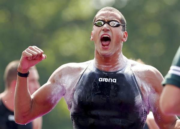 ورزشکار تونسی قهرمان شنای 10 کیلومتر شد(759)