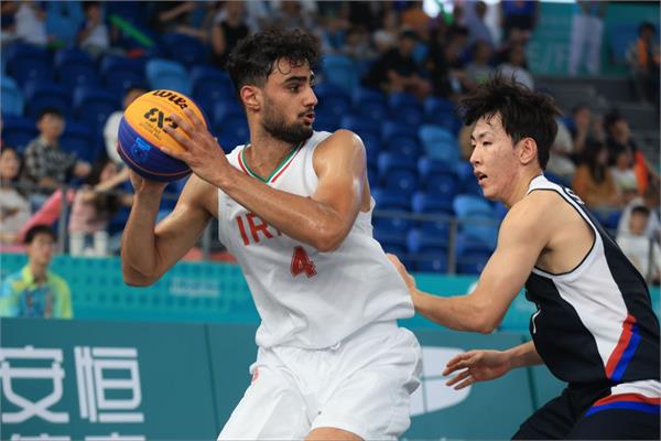 Iranian Basketball Squad Beats UAE