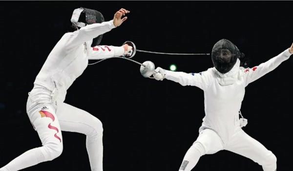 Iranian fencer bags bronze medal at Russia Grand Prix