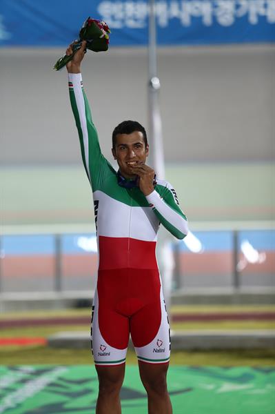 مدال طلا-دوچرخه سواری-محمددانشور