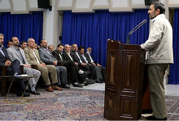 الرئيس احمدي نجاد/ يهني بانتصارات الرياضيين الايرانيين