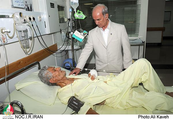 ملاقات افشارزاده با زرافشان در بیمارستان قلب تهران