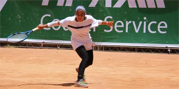 مشکات الزهرا صفی:آرزوی هر تنیسوری رسیدن به گرند اسم است / یک گام به حضور در استرالیا نزدیک تر شدم