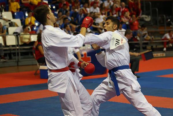 پس از شرکت در رقابتهای قهرمانی جهان- اسپانیا؛تیم ملی کاراته در 2 گروه به ایران باز می گردد