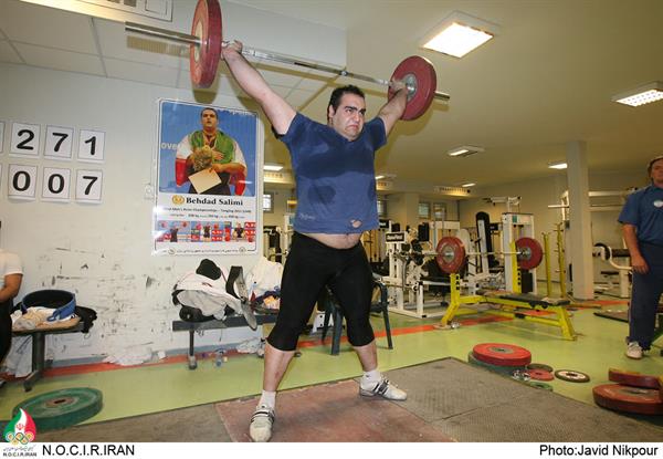 پیش بسوی بازیهای المپیک لندن (165)؛نخستین گروه کاروان وزنه برداری ایران بامداد  فردا  به پاریس می رود