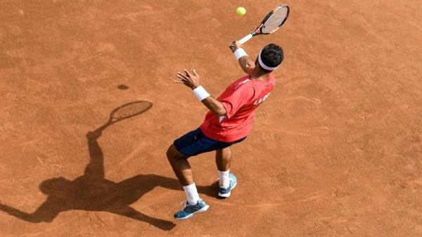 1st Iranian tennis player to attend France U-14 competitions