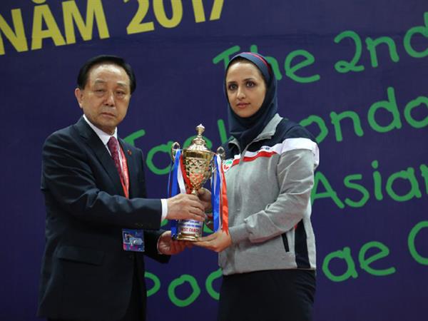 دومین دوره مسابقات قهرمانی نونهالان آسیا؛ندا رستاد بهترین مربی آسیا شد