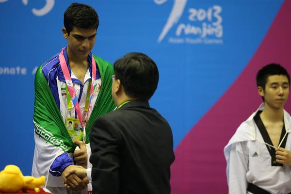 دومین دوره بازیهای آسیایی نوجوانان-نانجینگ(155)؛دارنده مدال نقره تکواندو:حقم طلا بود