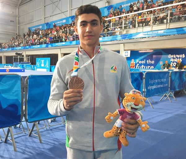 سومین دوره بازیهای المپیک جوانان_بوینس آیرس:بهلولی زاده:خدا رو شکر نخستین مدال ژیمناستیک ایران درالمپیک را کسب کردم