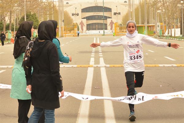 مسابقه بین المللی دوی پارس ؛عرب قهرمان 10 کیلومتر بانوان شد