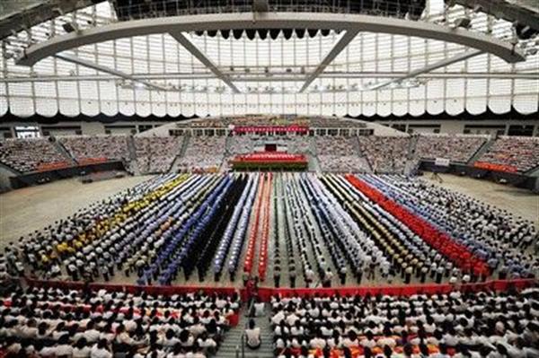 کنفرانس 10 هزار نفره شهروندان گوانگژو برای بهتر برگزار کردن بازیهای آسیایی