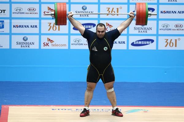 هفدهمین دوره بازیهای آسیایی اینچئون؛ سلیمی مدال طلای وزنه برداری را به گردن آویخت