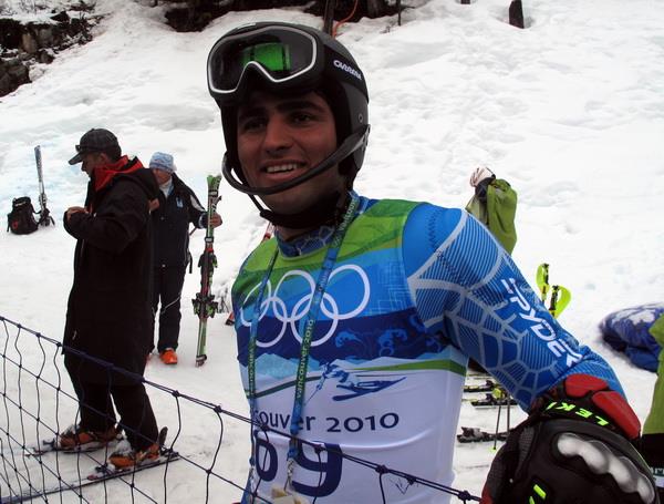 پرچمداری کاروان المپیک ایران در سوچی به حسین ساوه‌ شمشکی رسید