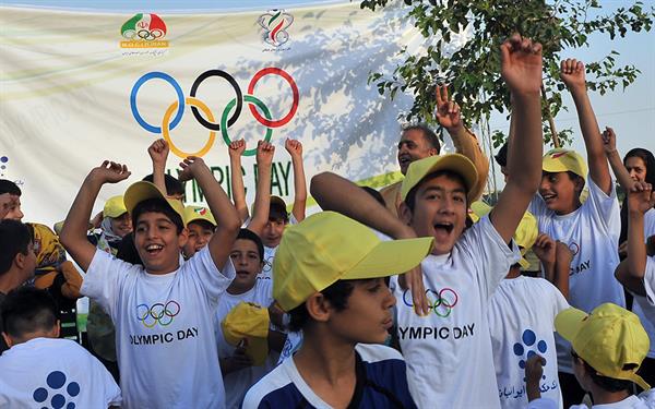 أقيم الأسبوع الاولمبي في مختلف المدن الايرانية: