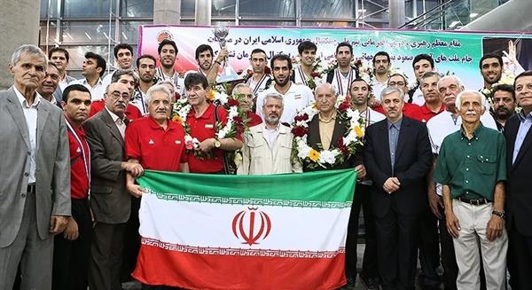 علی آبادی در مراسم استقبال از تیم ملی بسکتبال :کسب دو عنوان قهرمانی در فاصله اندک قدرت بسکتبال ایران را نشان می دهد