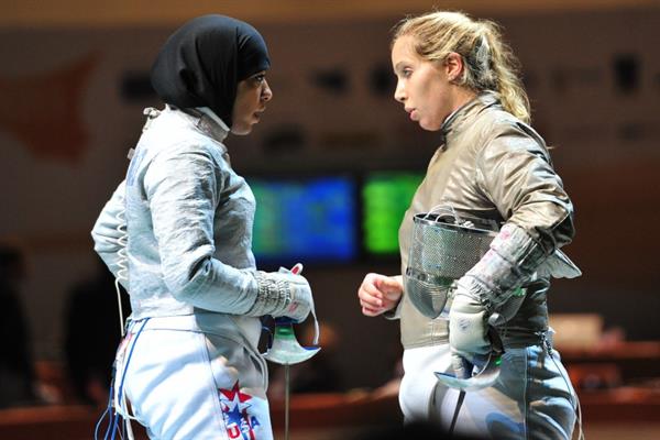 نماینده شمشیربازی آمریکا با حجاب اسلامی در المپیک ظاهر می شود