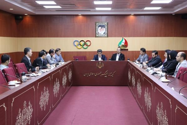 بازدید اعضای انجمن علمی مدیریت ورزشی تهران از موزه ملی ورزش