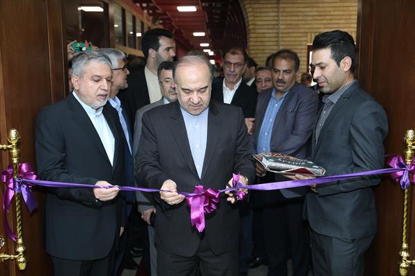 سالن نو سازی شده استاد فارسی با حضور وزیر ورزش افتتاح شد