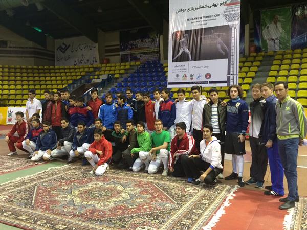 رقابت 36 شمشیرباز ایرانی و خارجی در جام جهانی جوانان در تهران