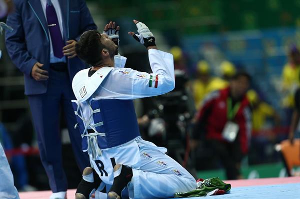 بازیهای داخل سالن آسیا - ترکمنستان ؛هادی تیران به مدال نقره دست یافت