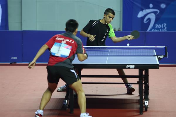 دومین دوره بازیهای آسیایی نوجوانان-نانجینگ(43)؛تنیس روی میز دو نفره پسران بر مالدیو و سنگاپور غلبه کردند